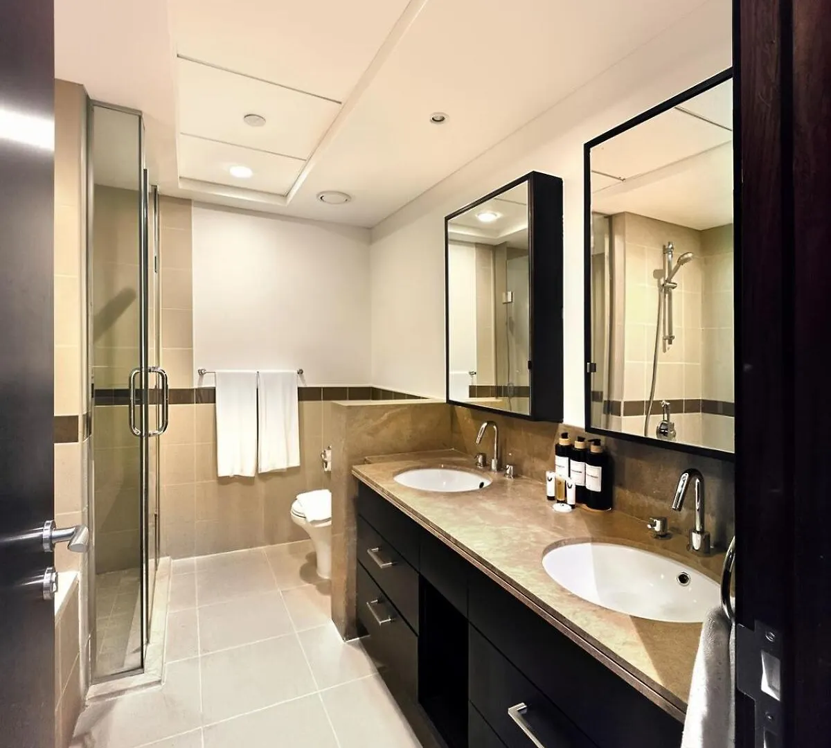 Near Burj Khalifa, Dubai Fountain View, Dubai Mall In 10 Mins Walk 0*,  Emirati Arabi Uniti