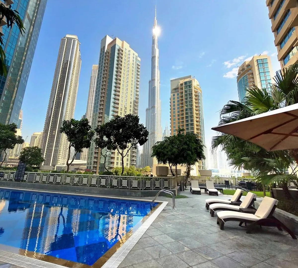 Near Burj Khalifa, Dubai Fountain View, Dubai Mall In 10 Mins Walk